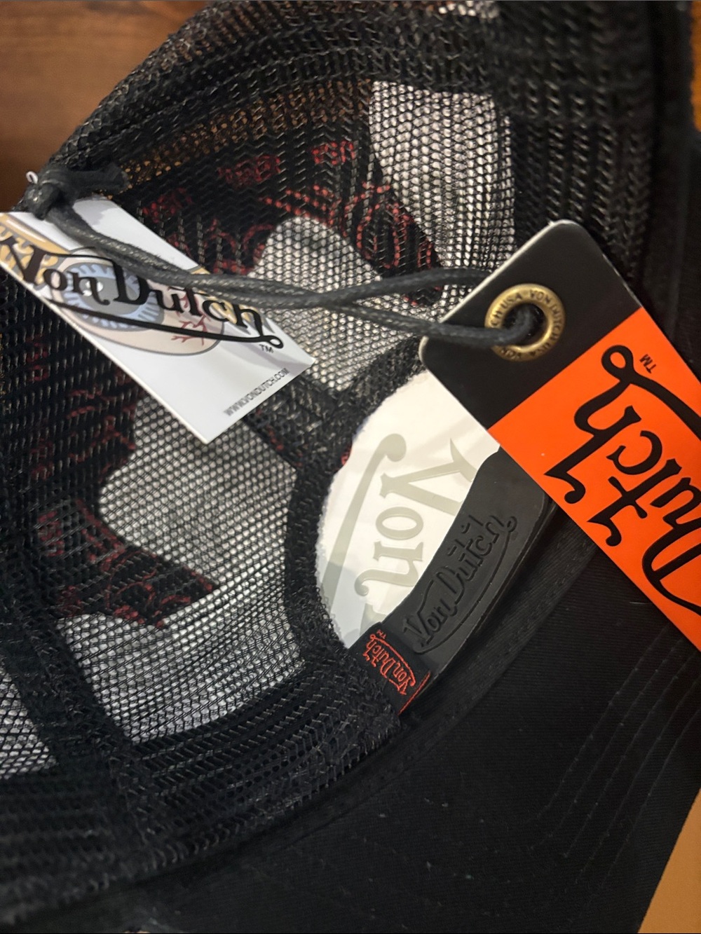 SOLD NWT Von Dutch Rose Multicolored Printed Black Trucker Hat - Picture 4 of 5